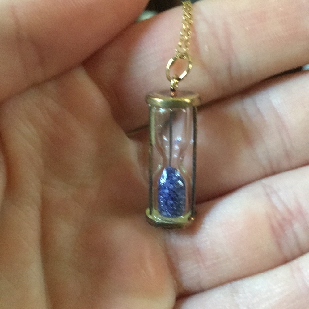 Hourglass necklace